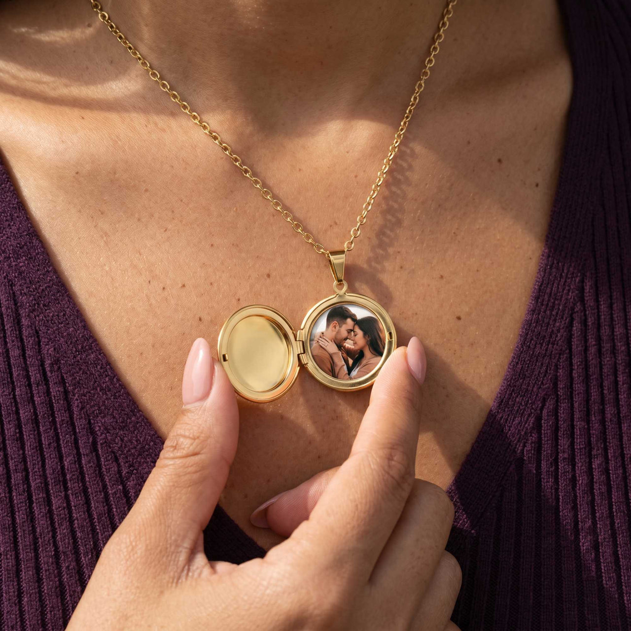 Floral Round Photo Locket Necklace