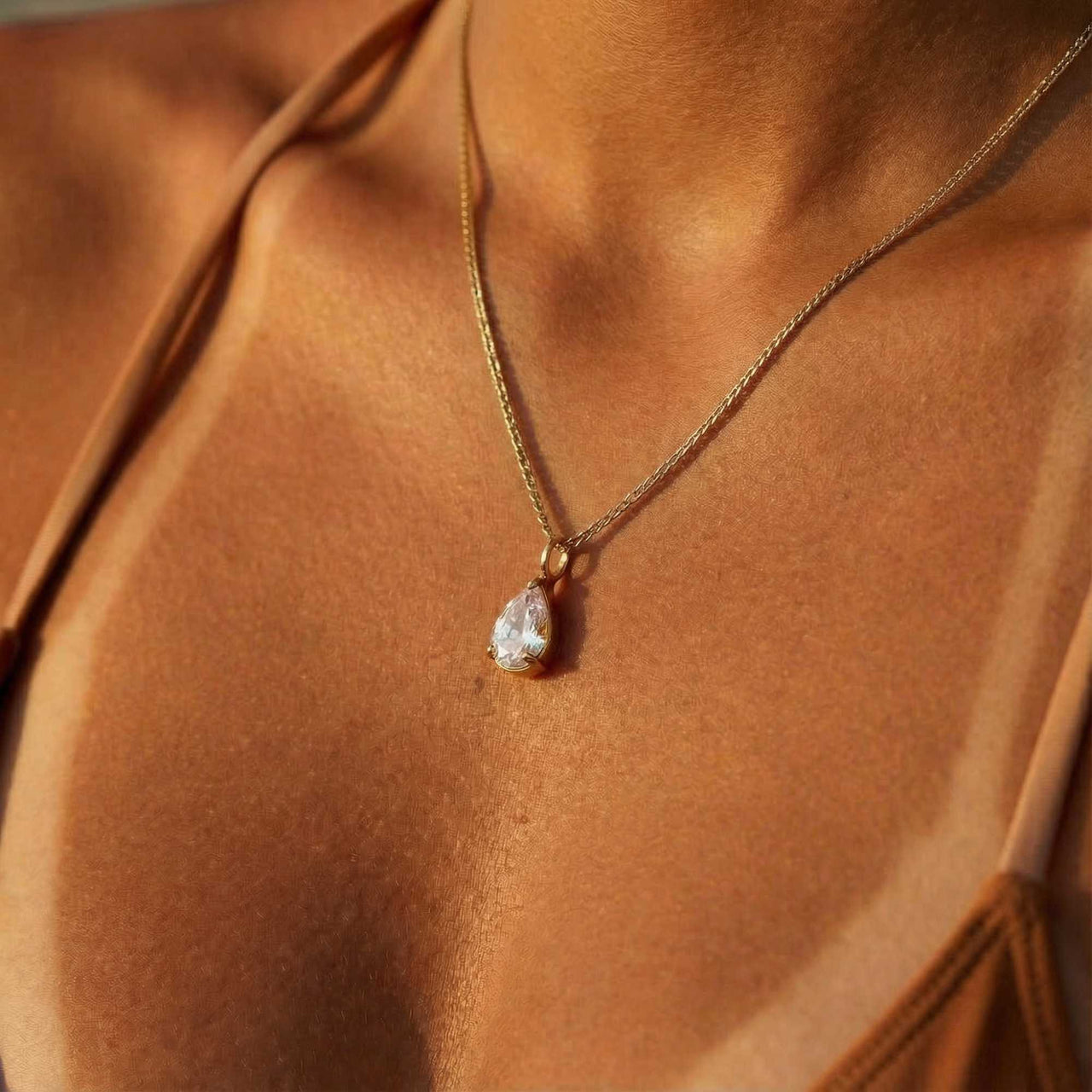 Astra Teardrop Necklace