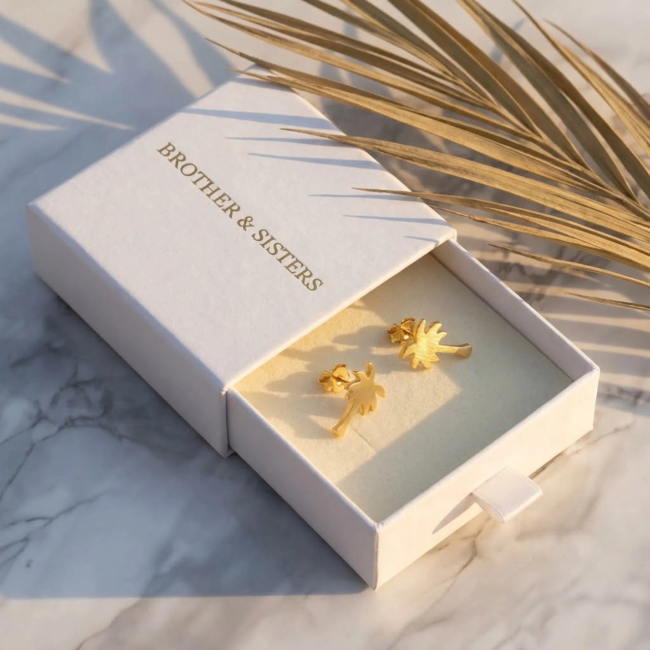 Palm tree earrings — in the gift box, gold | SKU: 10287609-gold-color