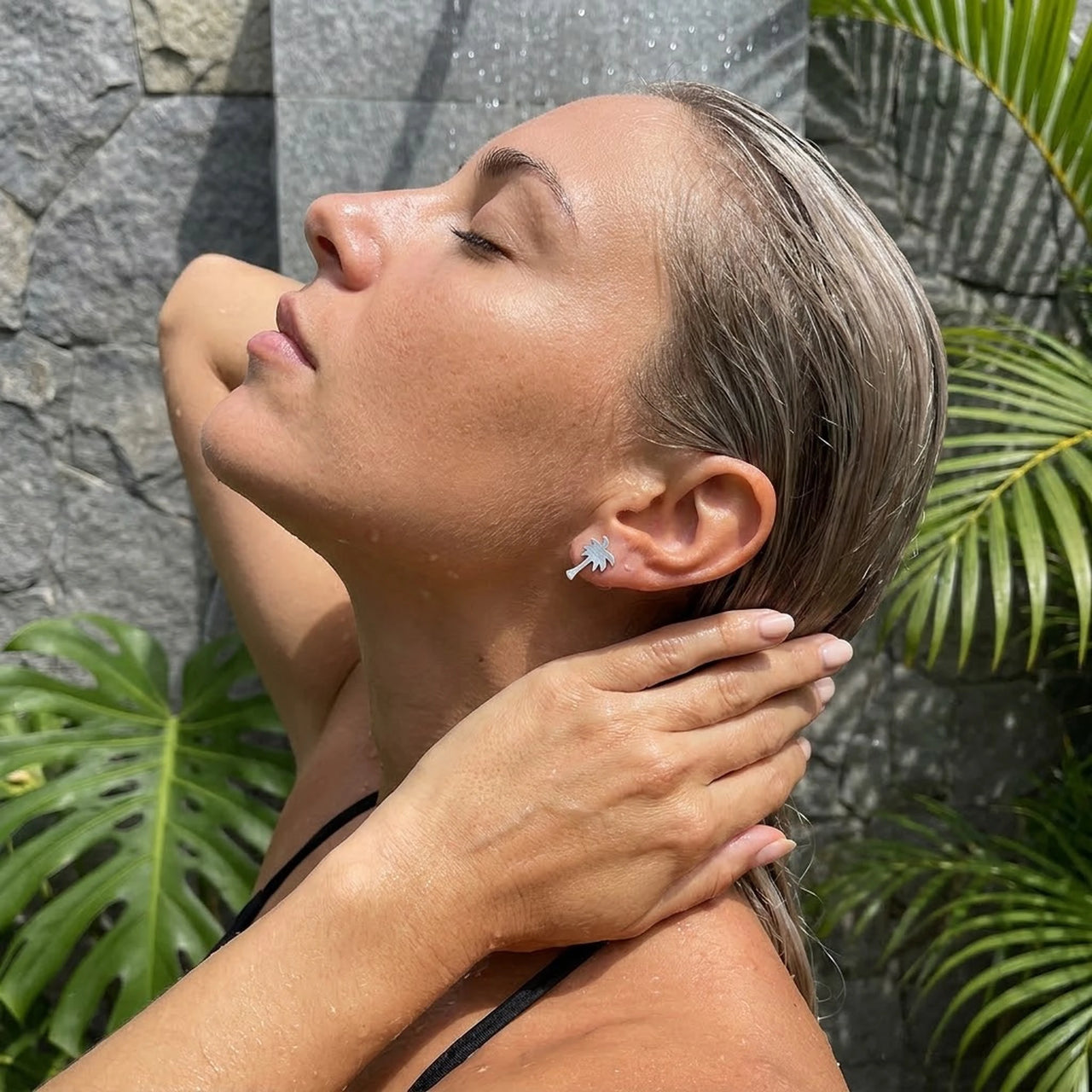 Palm tree earrings — worn in the shower, waterproof, silver | SKU: 10287609-silver-plated